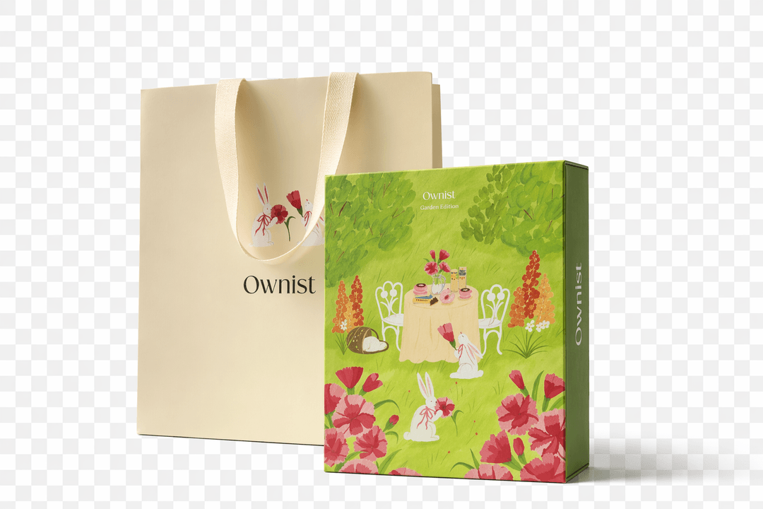 Ownist gift set box with signature shopping bag